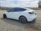 2022 Tesla Model Y White vin: 7SAYGDEF7NF486532
