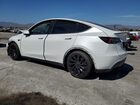 2022 Tesla Model Y White vin: 7SAYGDEF7NF490029