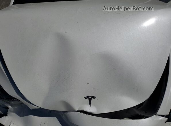 7SAYGDEF7NF490029 2022 TESLA MODEL White Vista interior trasera