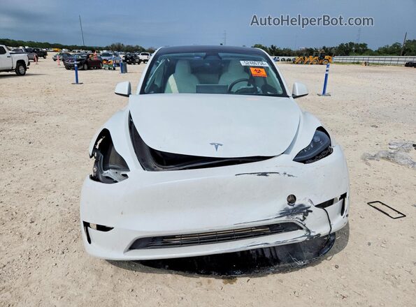 7SAYGDEF7SA339894 2025 TESLA MODEL White Front view