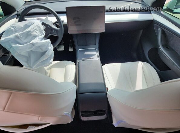 7SAYGDEF7SA339894 2025 TESLA MODEL White Dashboard view