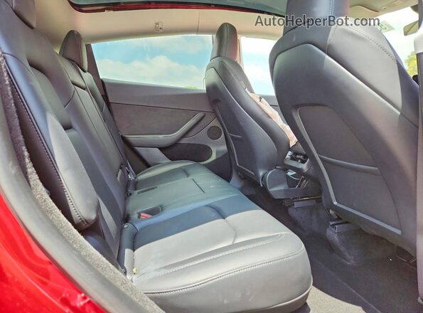 7SAYGDEF8PF740378 2023 TESLA MODEL Красный Вид задних сидений