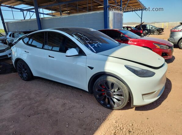 7SAYGDEF8RF052092 2024 TESLA MODEL White Delantero derecho
