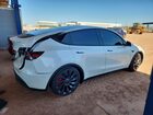 2024 Tesla Model Y White vin: 7SAYGDEF8RF052092