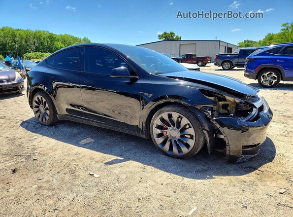 7SAYGDEF8RF061116 2024 TESLA MODEL Черный Передняя правая четверть