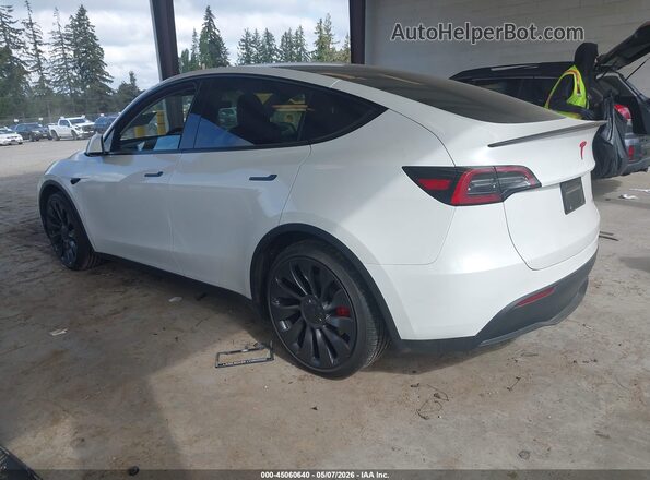 7SAYGDEF9PF834172 2023 TESLA MODEL Y White Tył lewy