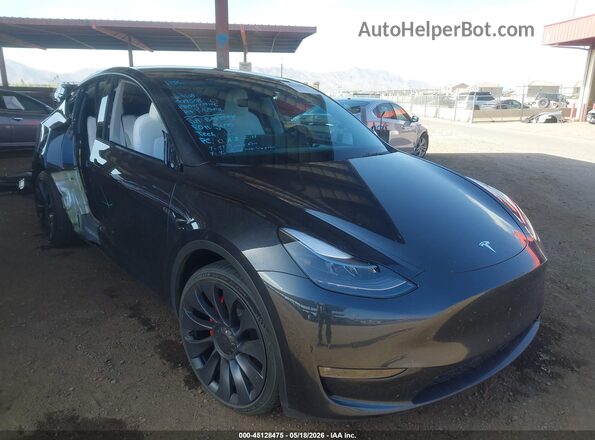 7SAYGDEF9RF049508 2024 TESLA MODEL Y Black წინა მარჯვენა