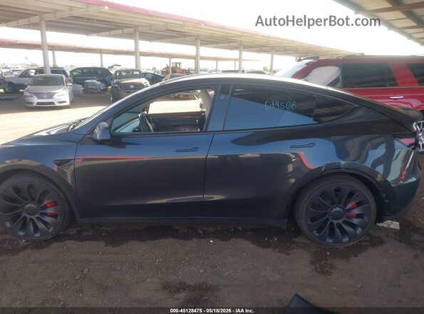 7SAYGDEF9RF049508 2024 TESLA MODEL Y Black სალონის 360-გრადუსიანი ხედი
