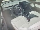 2026 Tesla Model Y White vin: 7SAYGDET2TA670888