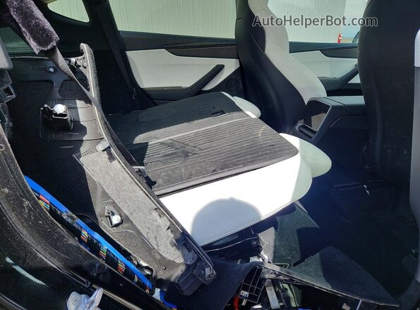 7SAYGDET3TA613387 2026 TESLA MODEL Black Rear seats view
