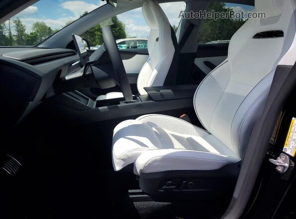7SAYGDET9TA629092 2026 TESLA MODEL Black Vista interior delantera