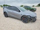 2026 Tesla Model Y Серый vin: 7SAYGDETXTA627108
