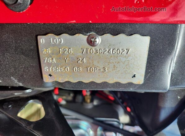 7T03C246027 1967 FORD UK Red Vista de la etiqueta del VIN