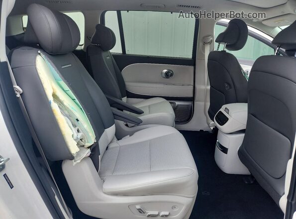 7YAMWFS58TY004260 2026 HYUNDAI IONIQ Белый Вид задней части салона