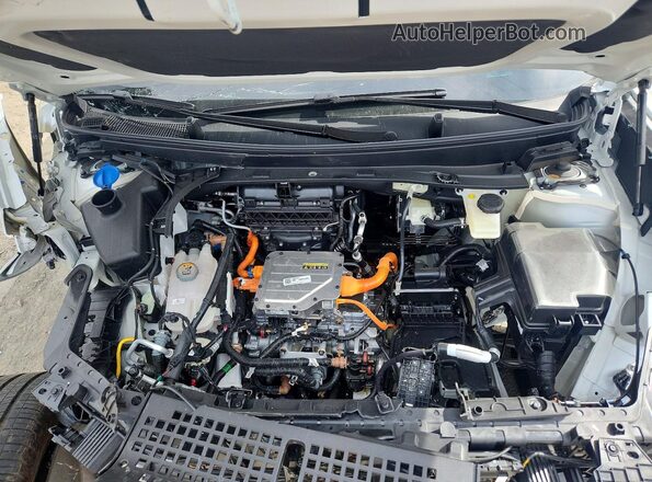 7YAMWFS58TY004260 2026 HYUNDAI IONIQ Белый Вид подкапотного пространства