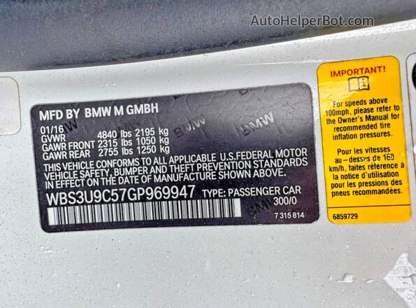 WBS3U9C57GP969947 2016 BMW M4 White Widok wnętrza z tyłu