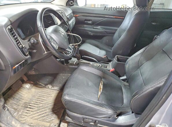 JA4AZ3A38GZ012143 2016 MITSUBISHI OUTLANDER Серебряный Вид панели приборов