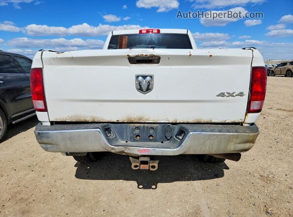 3C63R3CJ6HG566218 2017 RAM 3500 White Widok wnętrza z przodu