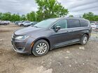 2018 Chrysler Pacifica Gray vin: 2C4RC1BG2JR123546