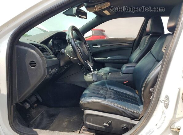 2C3CCAGG3GH234222 2016 CHRYSLER 300 White Widok deski rozdzielczej