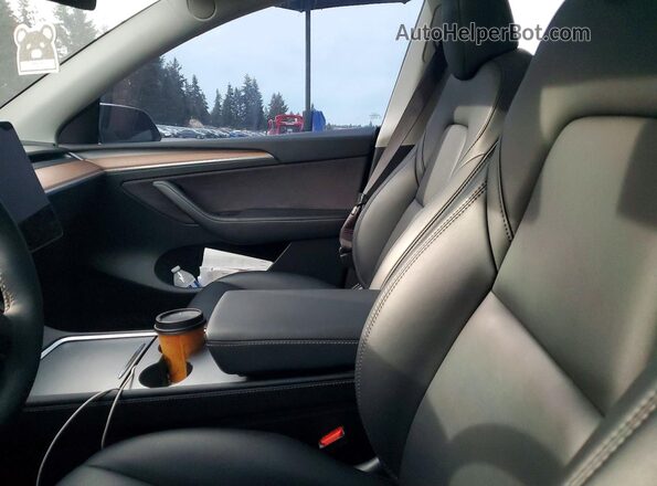 7SAYGAEE2SF239064 2025 TESLA MODEL Черный Вид панели приборов