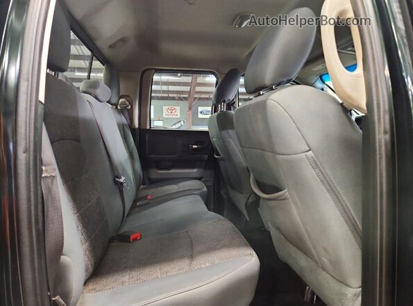 1C6RR7GT1GS245479 2016 RAM 1500 Черный Вид задней части салона