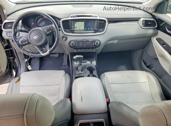 5XYPK4A59HG220477 2017 KIA SORENTO Черный Вид щитка приборов