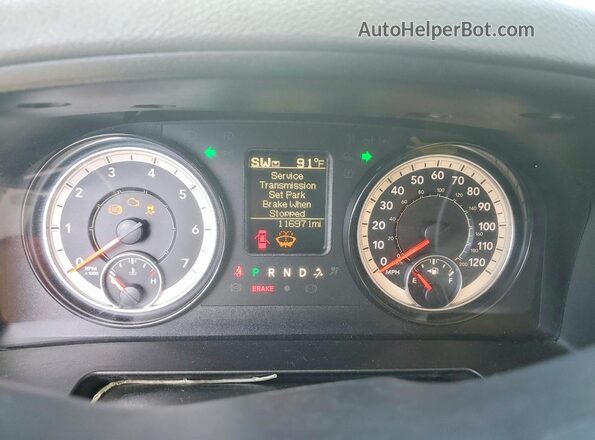 1C6RR6TT6LS110976 2020 RAM 1500 Белый Вид задних сидений