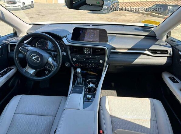 2T2AZMAA5NC240209 2022 LEXUS RX Белый Вид задних сидений