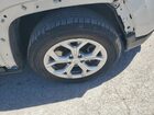 2024 Jeep Compass Latitude Серый vin: 3C4NJDBN9RT111388 Damage: Right Front Wheel, Curb Rash, 5 To 6 Inches