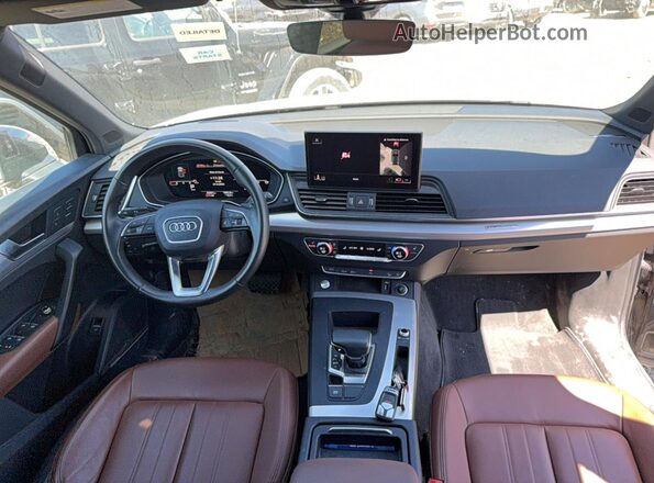 WA1FAAFY0M2009439 2021 AUDI Q5 Charcoal Հետևի նստատեղերի տեսք