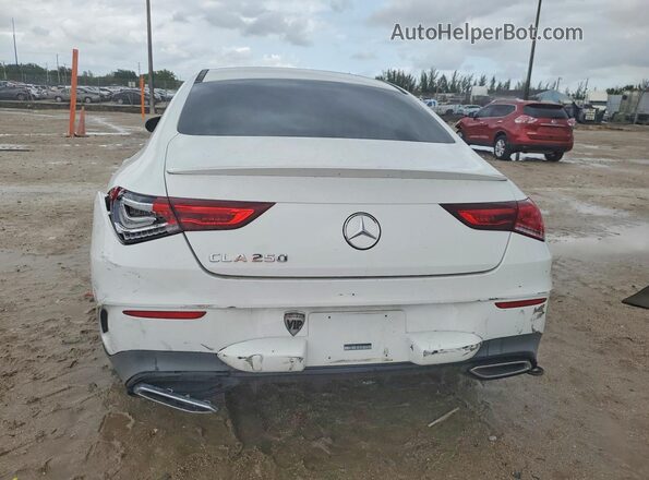 W1K5J4GB4MN154615 2021 MERCEDES-BENZ CLA-CLASS Белый Вид салона спереди