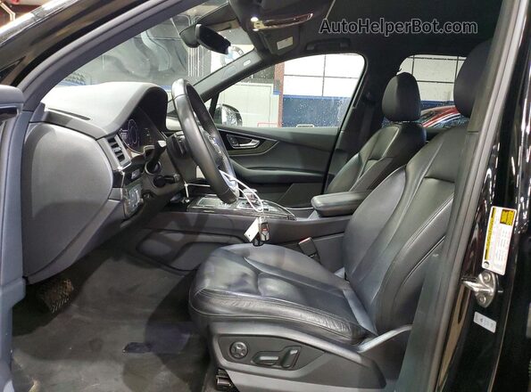 WA1LAAF72JD027905 2018 AUDI Q7 Черный Вид панели приборов