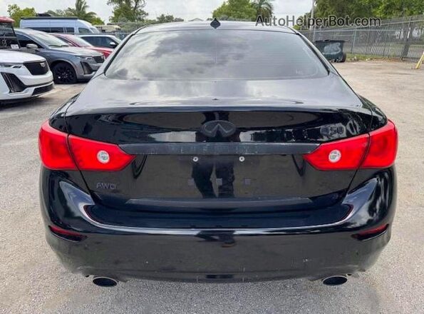 JN1EV7AR8HM835199 2017 INFINITI Q50 Черный Вид салона спереди