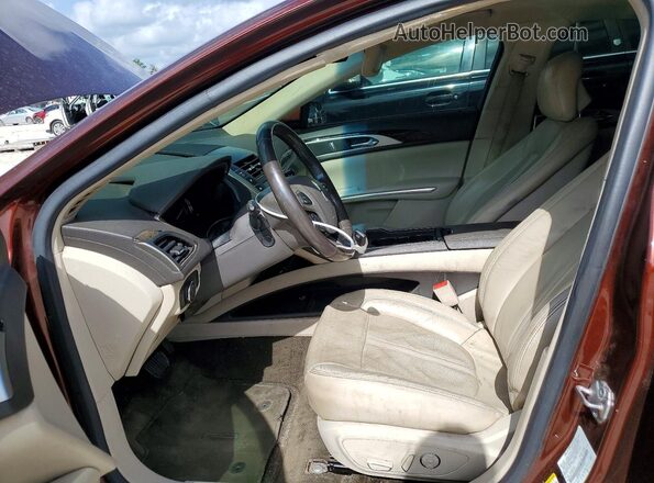 3LN6L2LU1GR628621 2016 LINCOLN MKZ Бордовый Вид панели приборов