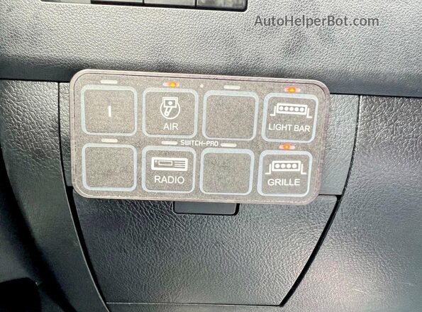JTJHY7AX1K4294856 2019 LEXUS LX Серебряный Панорамный вид салона 360°