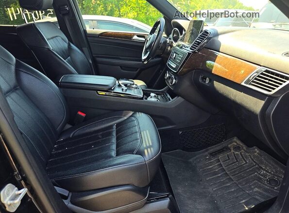 4JGDA5HB5GA805736 2016 MERCEDES-BENZ GLE Black Vista del compartimento del motor