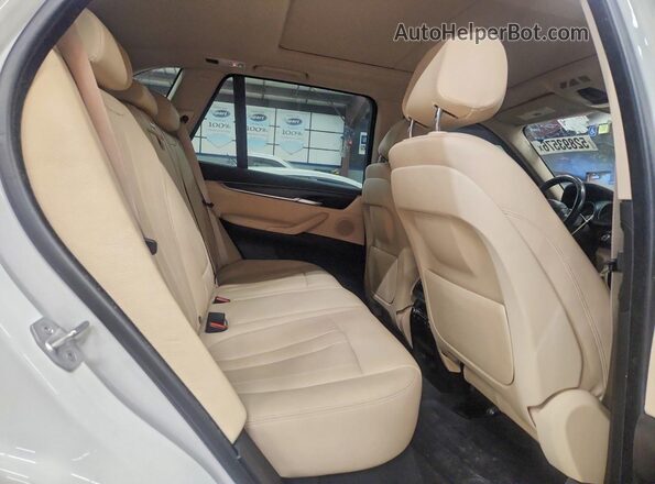 5UXKT0C58G0S78614 2016 BMW X5 Белый Вид подкапотного пространства