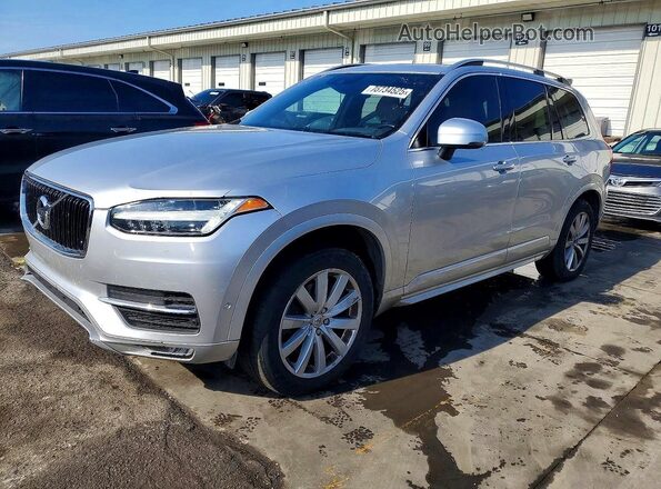 YV4102PK4J1347394 2018 VOLVO XC90 Серебряный Передняя левая четверть