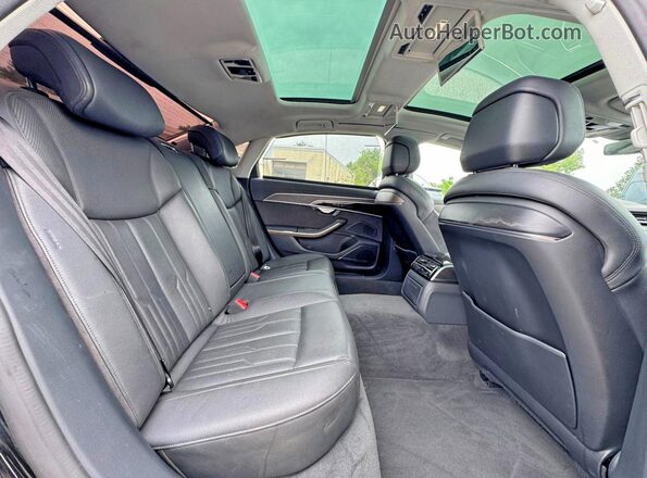 WAU8DAF85KN012304 2019 AUDI A8 Черный Вид салона спереди