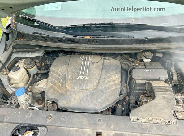 KNDMA5C15G6104796 2016 KIA SEDONA Silver Widok deski rozdzielczej