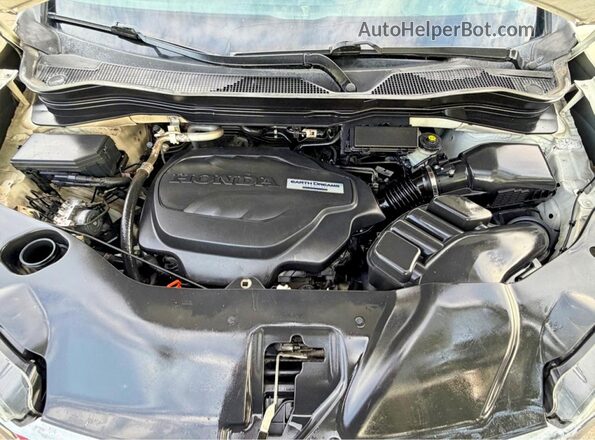 5FNYF5H57JB009487 2018 HONDA PILOT Белый Вид панели приборов