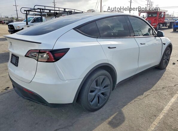 7SAYGDED1RF193049 2024 TESLA MODEL White Front right