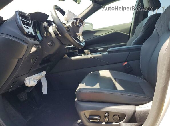 2T2BBMCAXRC053933 2024 LEXUS RX Белый Вид панели приборов