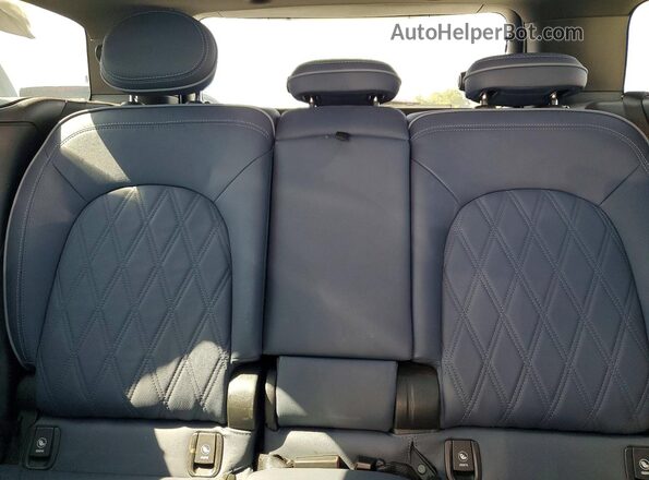 WMZ53BR06R3R70572 2024 MINI COOPER Серебряный Вид задней части салона