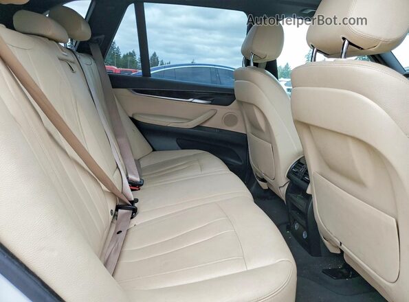 5UXKR0C57H0V68925 2017 BMW X5 Белый Вид подкапотного пространства
