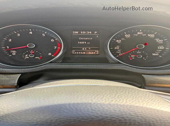 1VWBA7A33JC005519 2018 VOLKSWAGEN PASSAT Черный Вид щитка приборов
