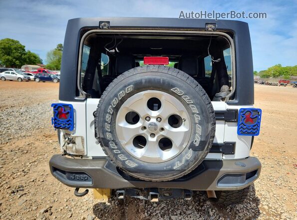 1C4BJWEG2GL338183 2016 JEEP WRANGLER Black Вид салону спереду