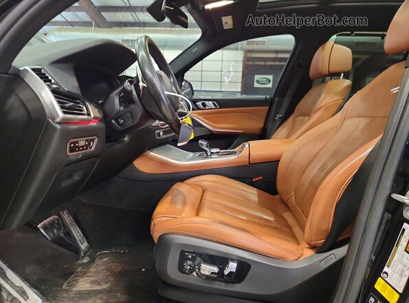 5UXJU2C53KLN64706 2019 BMW X5 Черный Вид панели приборов
