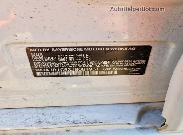 WBAJB1C53JB084961 2018 BMW 5 SERIES White Widok naklejki z numerem VIN